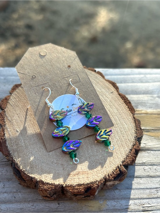Handmade Jewelry - Iridescent Leaf Dangle Earrings | Handmade Nature Inspired Jewelry | Colorful